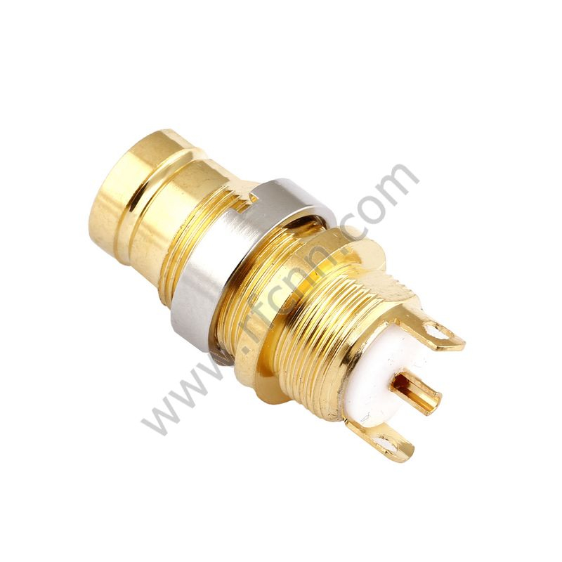 1.6 / 5.6 Conector de RF de montaje en panel de montaje