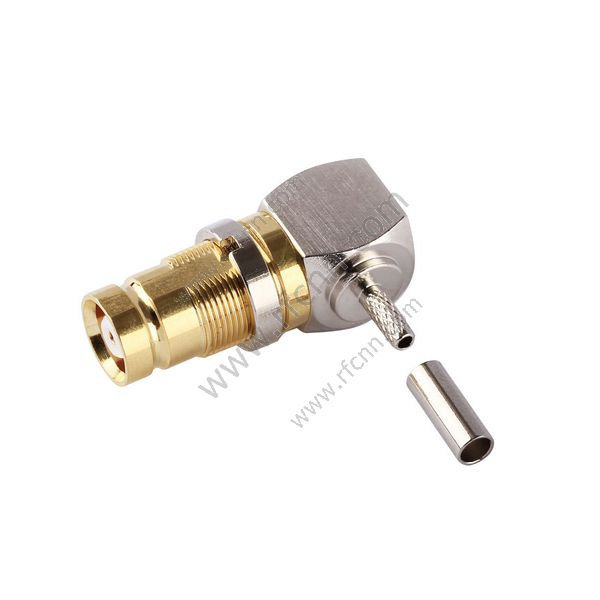 1.6 / 5.6 Angulo derecho de rizo femenino para Kings 75-3.0-RF Conector